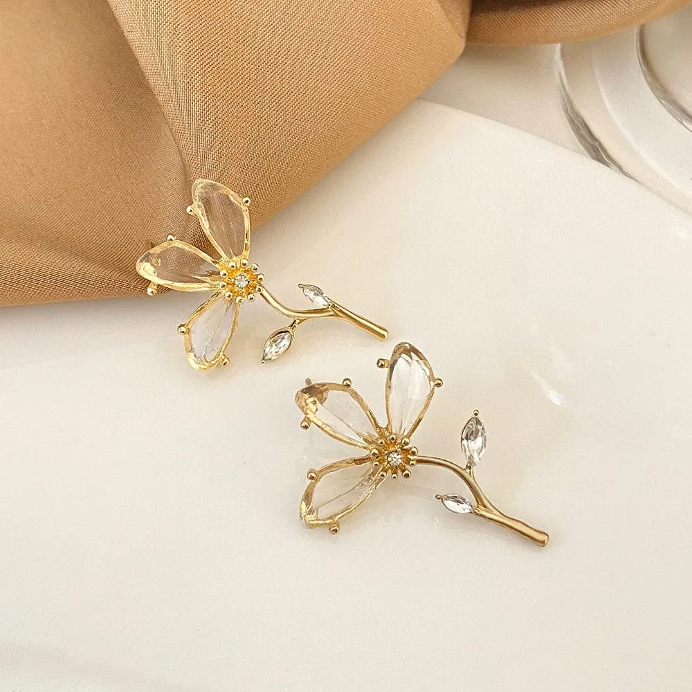 Chic Floral Dangle Earrings