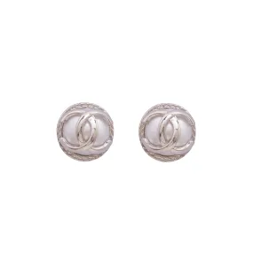 Earrings- J0600016