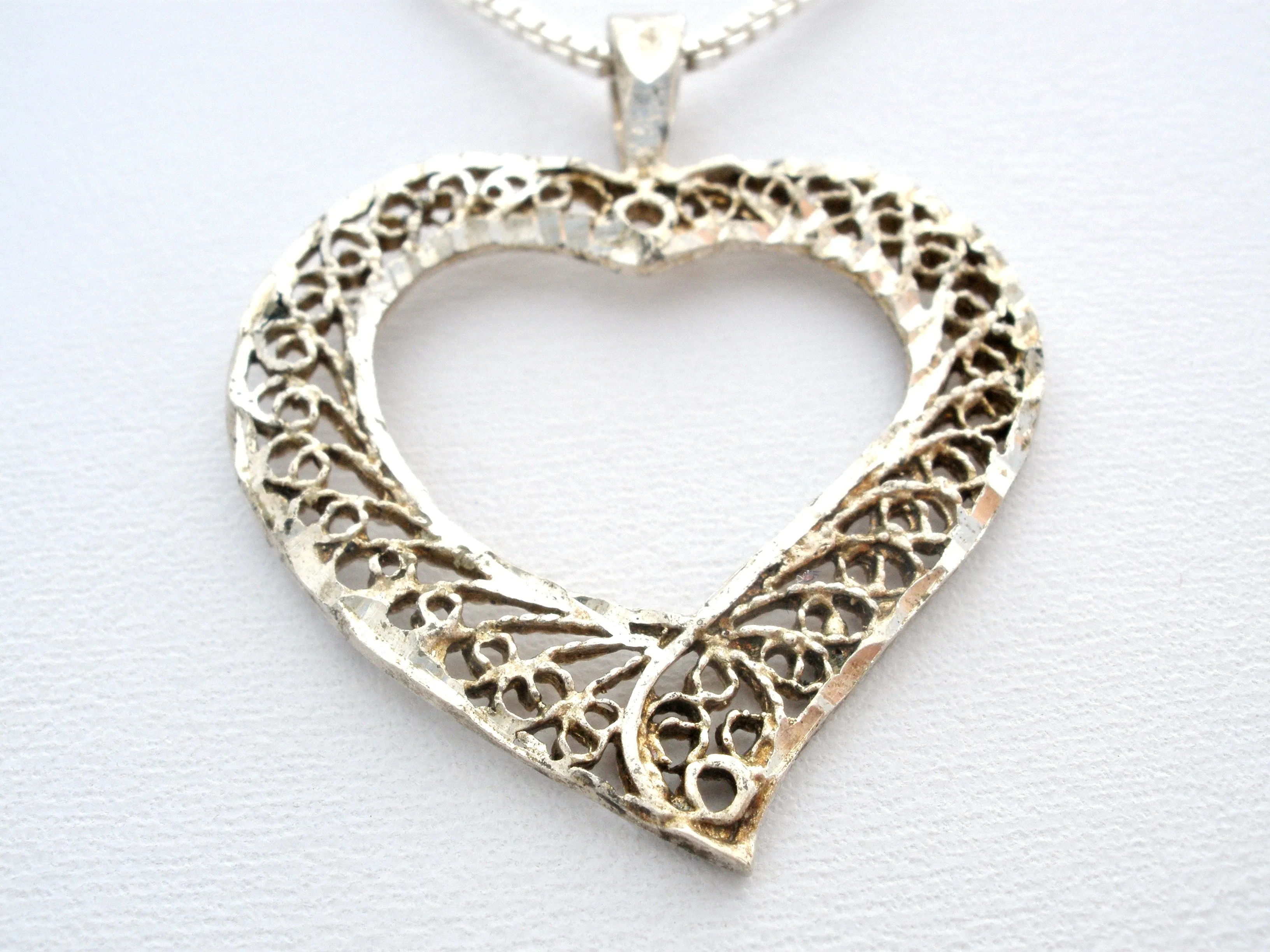 Sterling Silver Filigree Heart Pendant Necklace