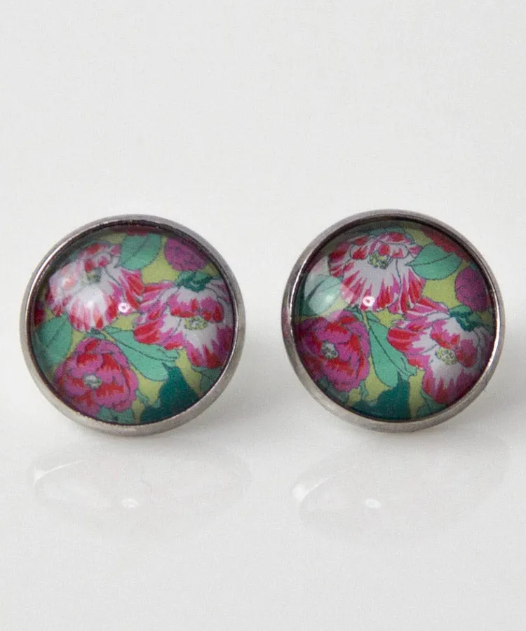 White Camellia Stud Earrings / Chiyogami Hari Stained Glass Japanese Earrings